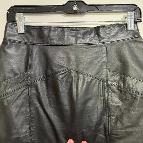 Spectacular Vintage Leather Pencil Skirt, Size 8 - Picture 6 of 8